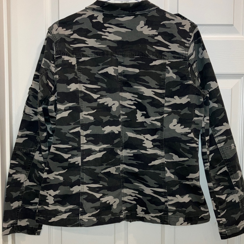 Kensie Camo Green Gray Black Utility Jacket Size L Military Cargo Style New - Picture 3 of 9